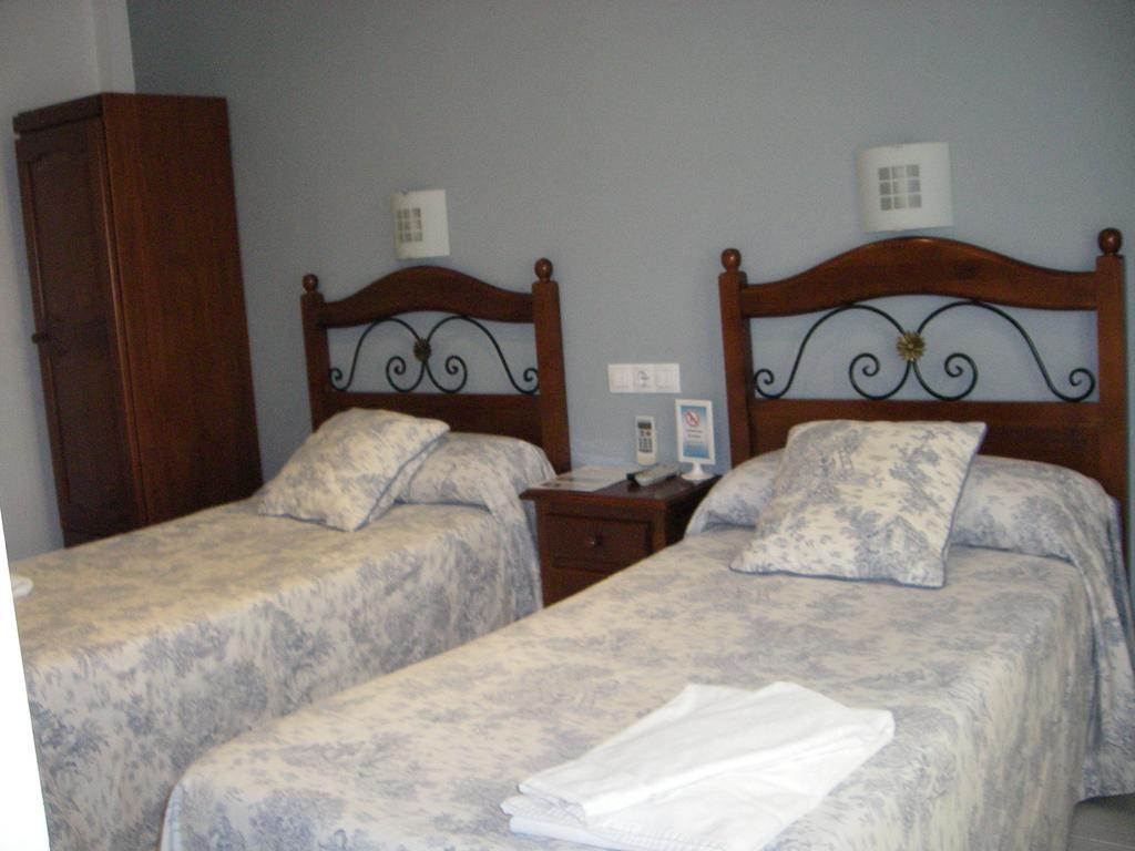 Hostal Azahar Córdoba Quarto foto